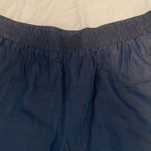 Pull on jean shorts - Picture 2 of 3